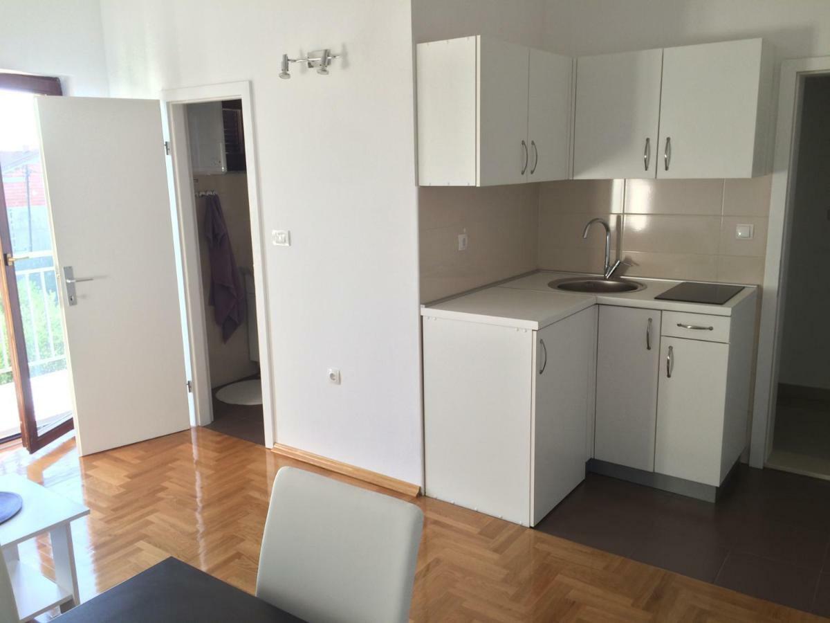Apartments Antonija Sukosan Luaran gambar